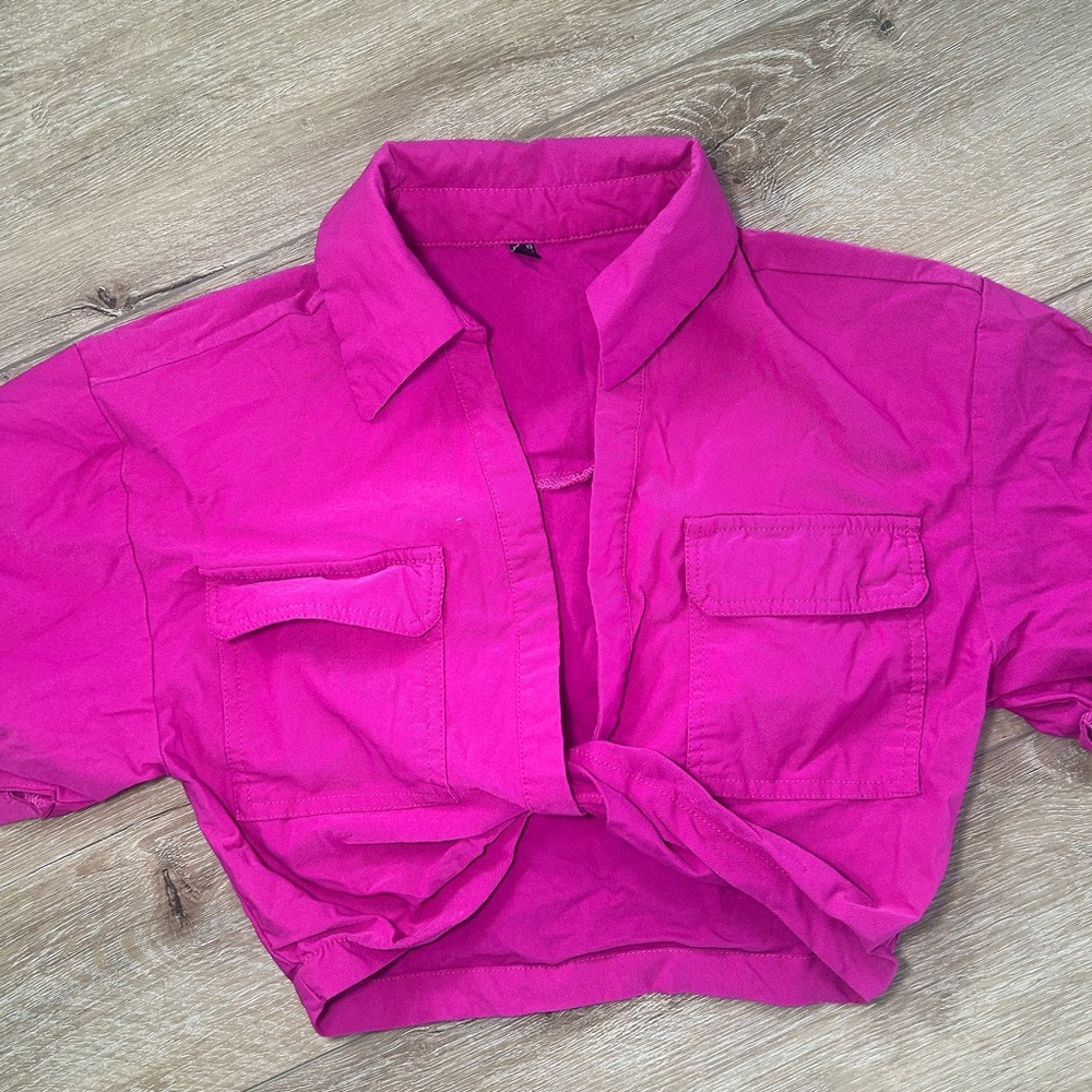 SHEIN Pink Crop Top